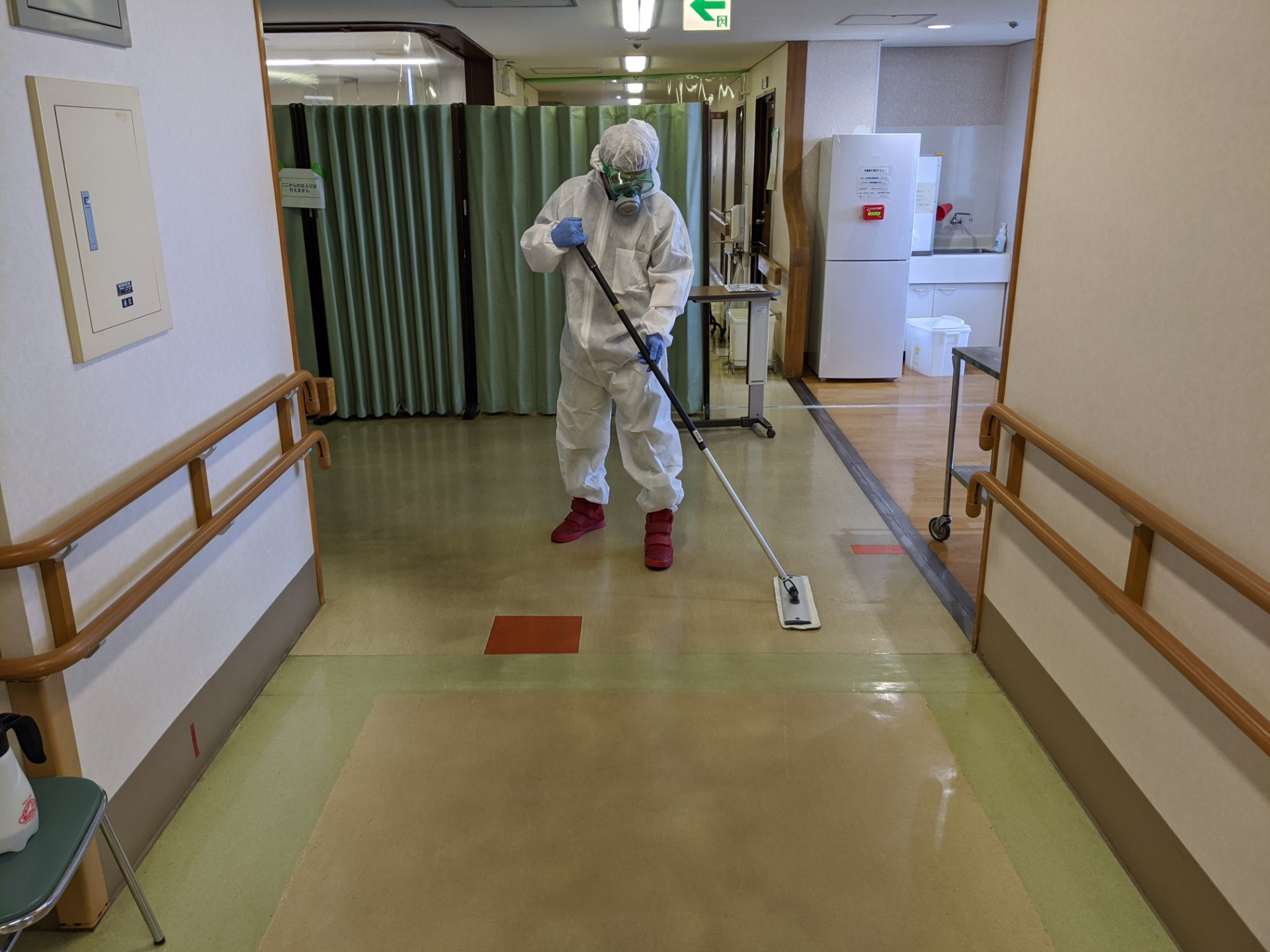 病院の日常的な定期清掃や消毒作業も承っております！